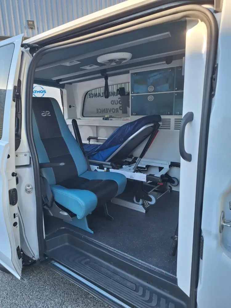 ambulance interieur